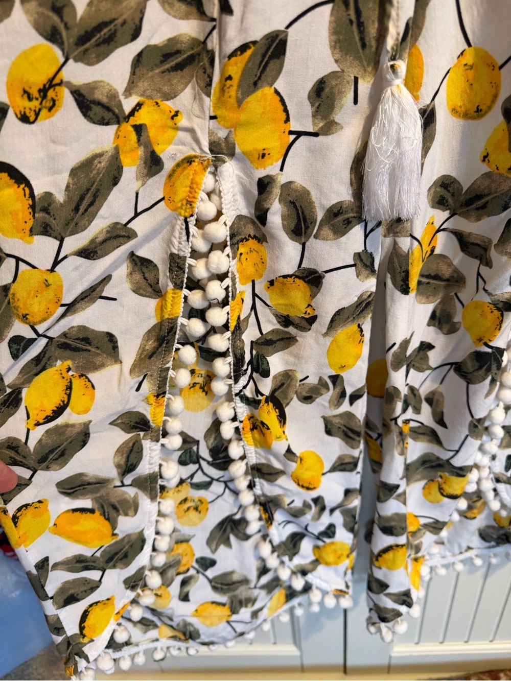Lemon Print Pom-Pom Trim pants - Picture 2 of 4
